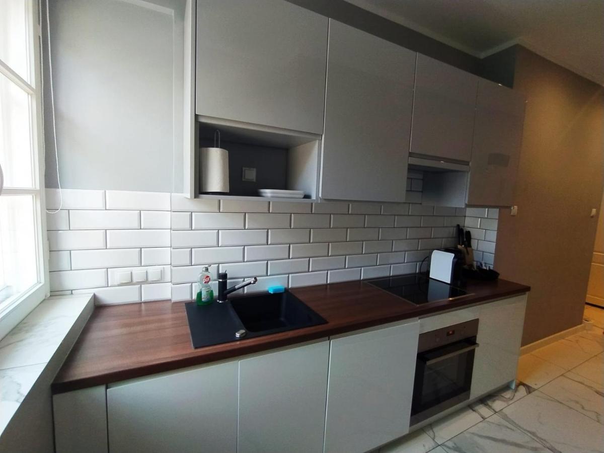 Nowy Swiat 29 2* Warsaw