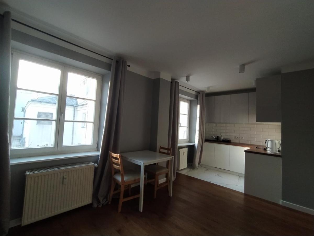 Apartment Nowy Swiat 29